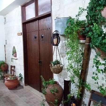 בית הארחה Arsos 	Magdalous House מראה חיצוני תמונה